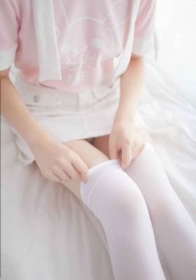 摸男人下面舒服的步骤_中英字幕1080