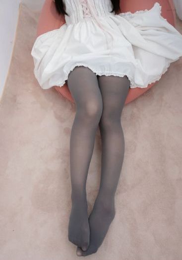 欧美性春潮_高清高清完整版
