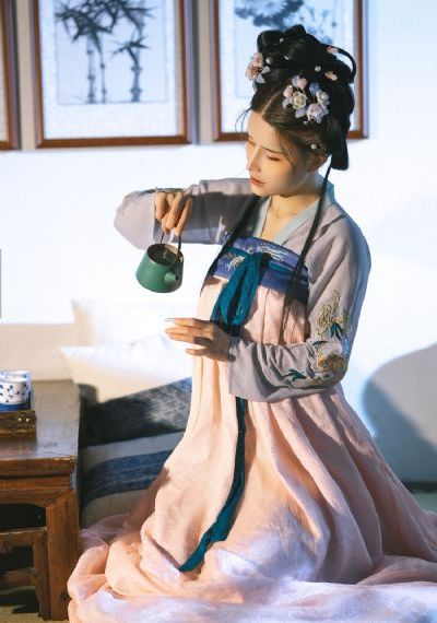 月光照着我短剧全集免费观看_高清电影在线看