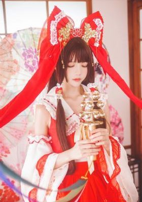 蜜桃视频免费观看完整版高清_720高清迅雷在线观看