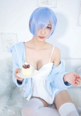 黑色皮肤上哭泣的女人免费观看_高清超清免费观看